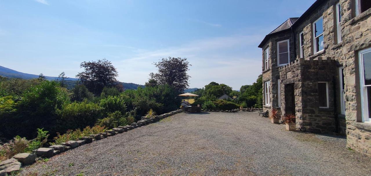 Large Mach Apartment At Pen Y Coed Hall Dolgellau Kültér fotó